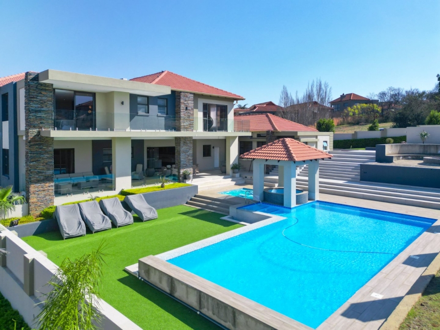 6 Bedroom Property for Sale in Birdwood Estate North West